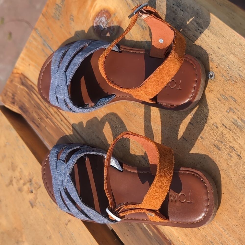 TOMS | Zoe Chambray Denim Straps Brown Suede Leather Sandals Size 8 - Picture 2 of 6